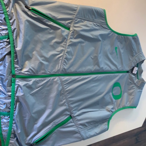 Nike Other - Nike Oregon Ducks Vest